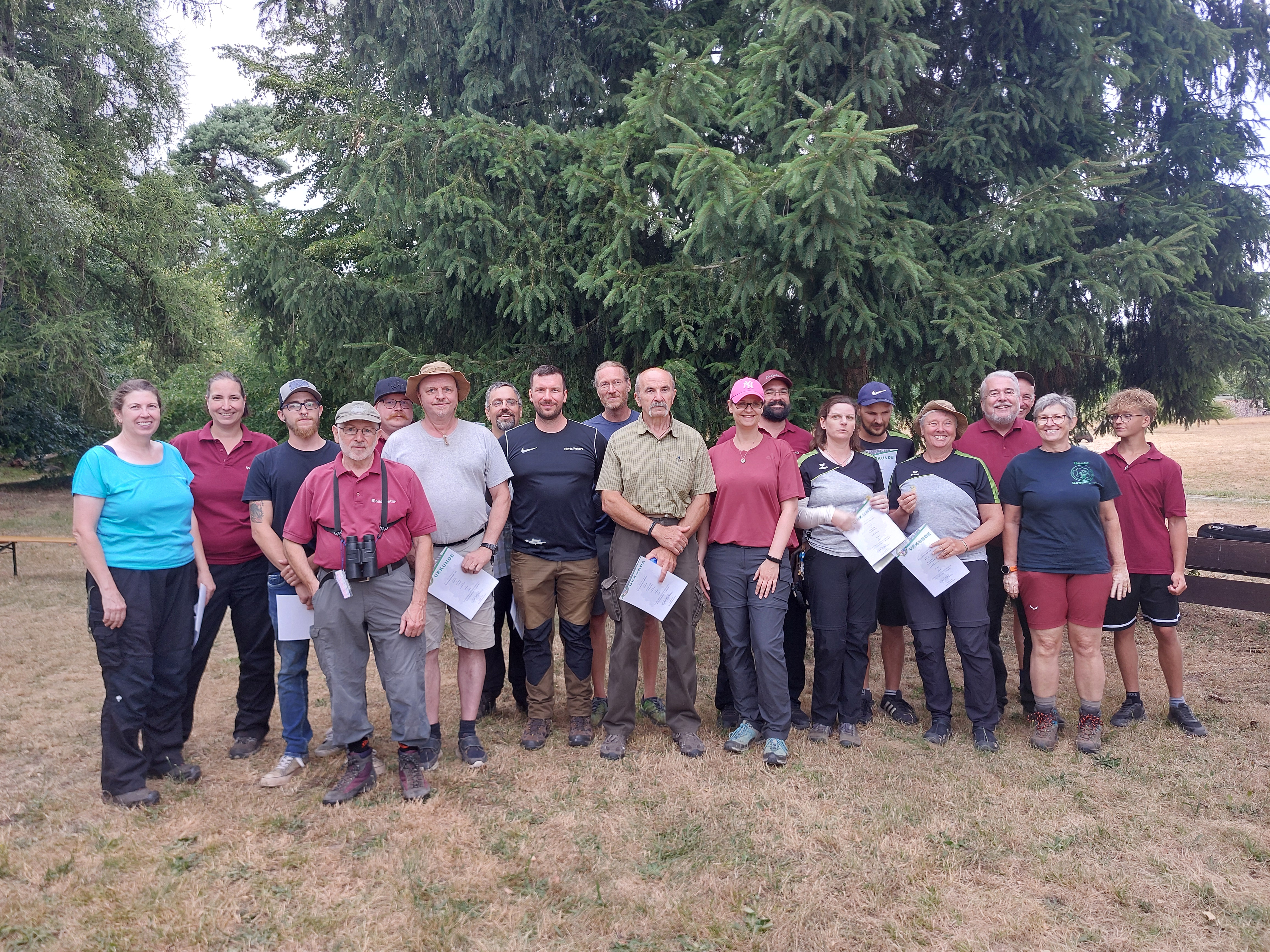 Gruppenbild Bezirksmeisterschaft 3D 2025-Bezirk Dieburg.jpg